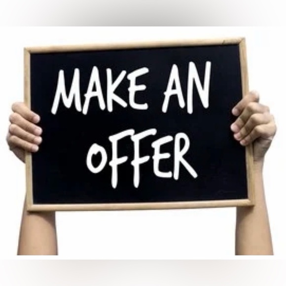 Elegant Eye Pattern Oval Class Necklace. - Picture 7 of 7